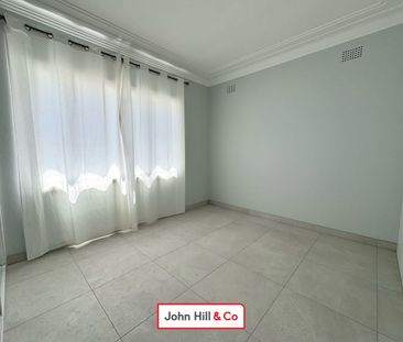 Brand-New Renovation | 2-Bedroom Apartment - Photo 2