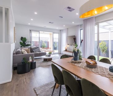 Modern Luxury and Family Living in Austin Estate - Photo 2