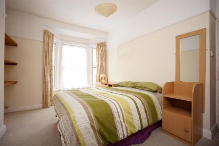 4 bedroom house to rent - Photo 2