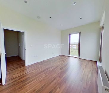 Puffin Way, Kennet Island, Reading, Berkshire, RG2 0WS - Photo 1