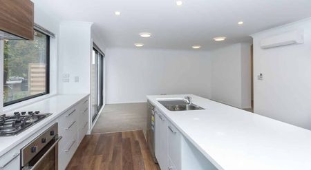 4/1187 Victoria Street - Photo 2