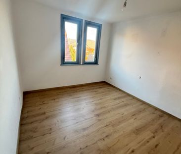 S-Wangen: Großzügige 4-Zi.-Whg. * 96 qm Wfl. * TL-Bad * gute Lage *... - Photo 3