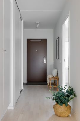 Tamarindvägen, Örebro - Photo 1