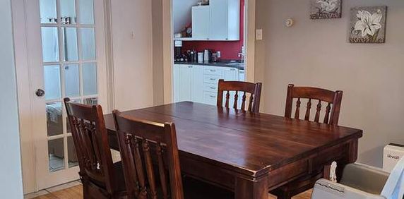 Grand 4 1/2 Haut Duplex Chauffé - Photo 2