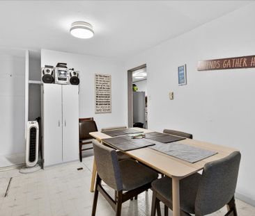 For Lease - 881 Clifton Boulevard, Innisfil, Ontario - Photo 6