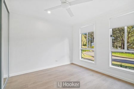 Character And Charm With Modern Style! - Photo 4