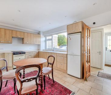 4 bedroom detached house to rent - Photo 5