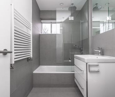 39 Riverwood Parkway - Photo 4