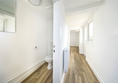 Malta Road, Deepcut, Camberley, Surrey, GU16 - Photo 2