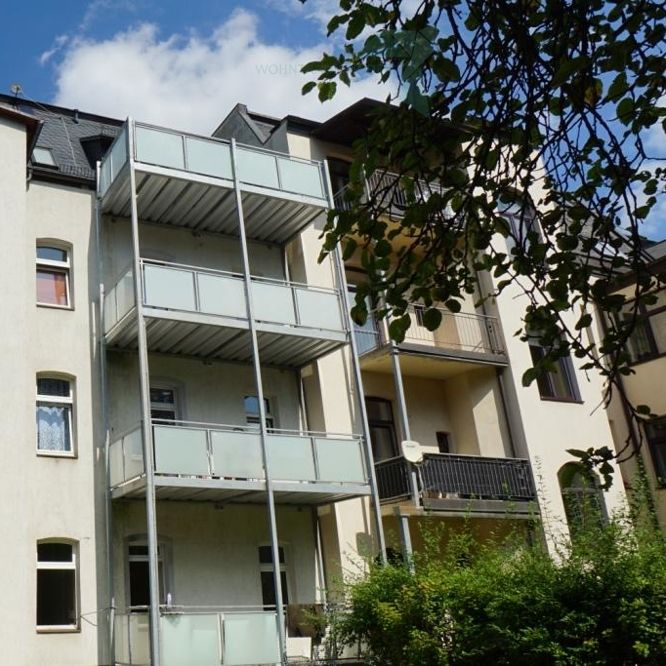 Romantische Altbau-3-Raum-Balkon-Wohnung nahe der Zwickauer Innenstadt - Foto 1