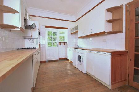 2 bedroom maisonette to rent - Photo 4