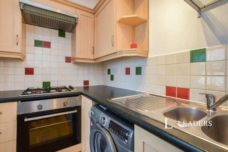 2 bedroom flat to rent - Photo 4