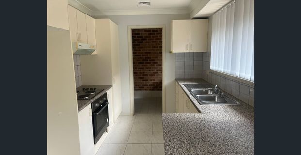 Neat and tidy townhouse - Photo 1