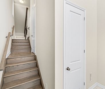 For Lease - 48 Douet Lane, Ajax, Ontario - Photo 2