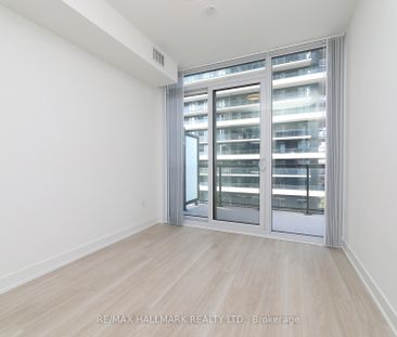 1037 20 Inn on the Park Drive - Photo 4