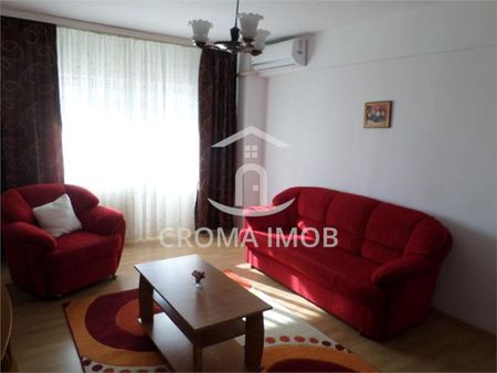 De inchiriat apartament 3 camere Ploiesti, zona Central - Photo 3