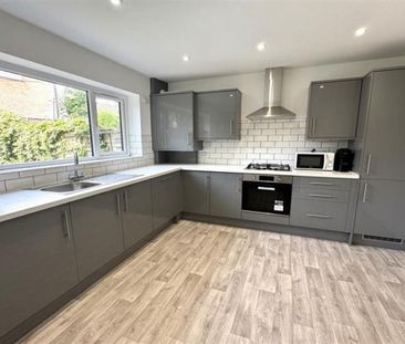 Boothfields, Knutsford - Photo 2