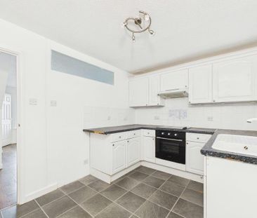 2 bedroom terraced house to rent - Photo 5