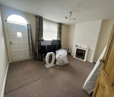 The Delves, Swanwick, ALFRETON - Photo 2