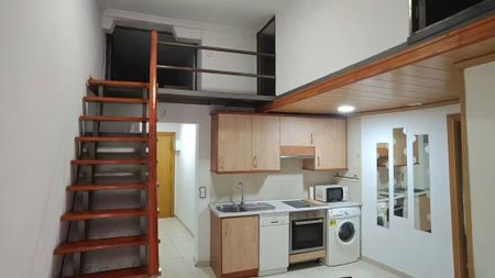 Calle de Hortaleza, Madrid, Community of Madrid 28004 - Foto 3