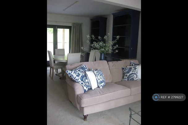 2 bedroom detached house to rent - Photo 1