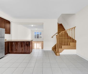 For Lease - 39 Sea Drifter Crescent, Brampton, Ontario - Photo 6