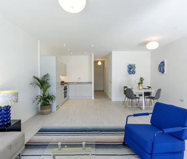 1 Bedroom - Photo 2