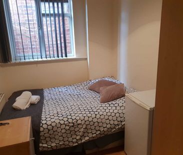 Room in a Shared House, Anson Road, NW2 - Photo 3