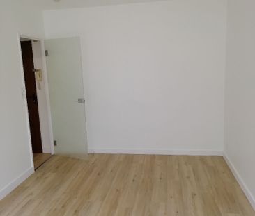 Location Appartement 1 pièce 21m² RENNES 35700 - Photo 2