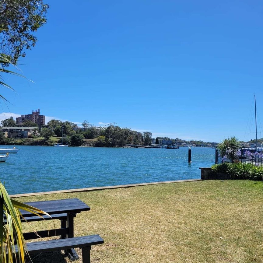 Drummoyne - Photo 1