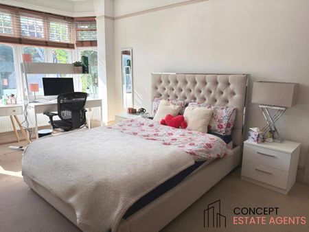 6 bedroom terraced house to rent - Photo 4