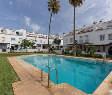 Casa adosada de alquiler en Marina de Casares - Photo 6