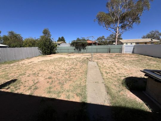 48 McSporran Crescent, Port Augusta - Photo 1