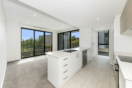 Three Bedroom Townhouse In Coombs - Photo 4