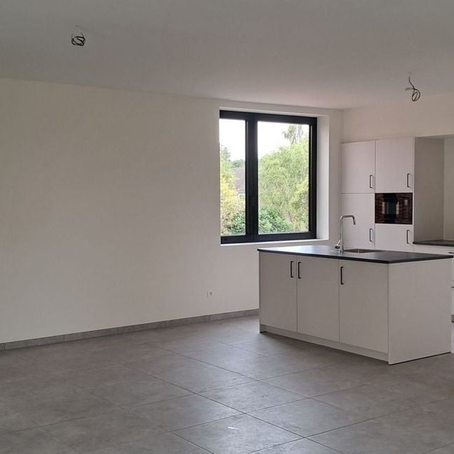 Appartement te huur in Meerhout voor € 1.000 met 2 slaapkamers - Photo 1