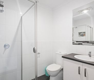 3A Penelope Avenue, Valley View SA 5093 - Townhouse For Rent | Domain - Photo 6