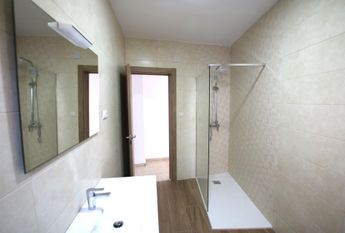 Apartment - Granada (Gran via)