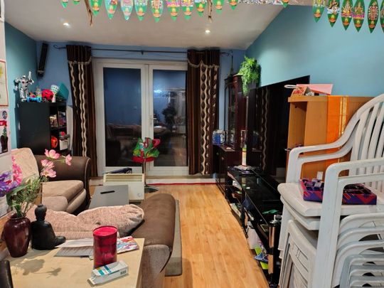 5 Bed Semi-Detached House, Abbey Drive, LU2 - Photo 1