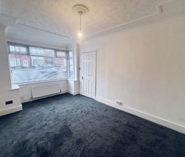 Benson Gardens, Armley, Leeds - Photo 2