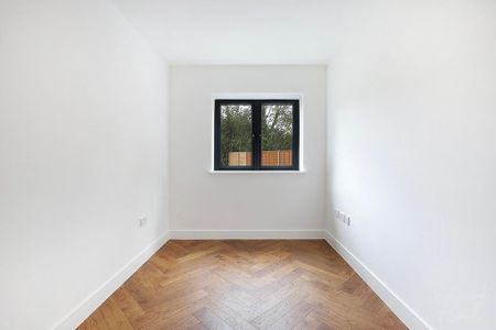 3 bedroom detached house to rent - Photo 4