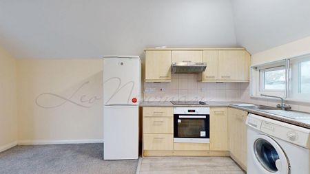 Wakemans Hill Avenue, London, NW9 - Photo 4