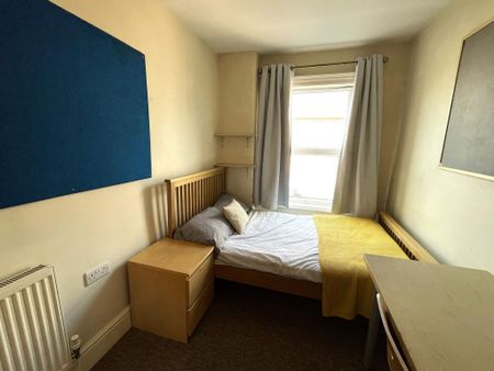 5 bedroom house share to rent - Photo 3