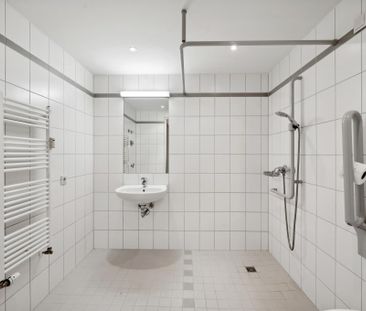 Schöne helle Wohnung mit 2 Zimmer und EBK in Bonn - Seniorenwohnung - Photo 4