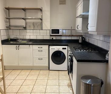 2 bedroom ground floor flat to rent - Photo 6