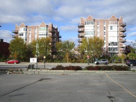 Le St-Laurent (100-100 Dollard des Ormeaux) - Photo 3