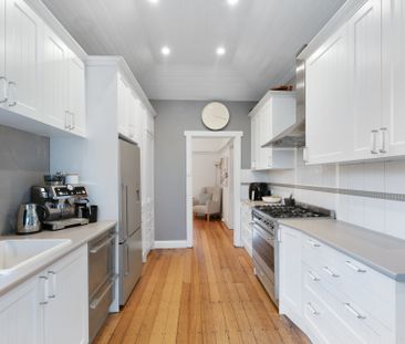 Thinking of selling? Contact our agent - Photo 5