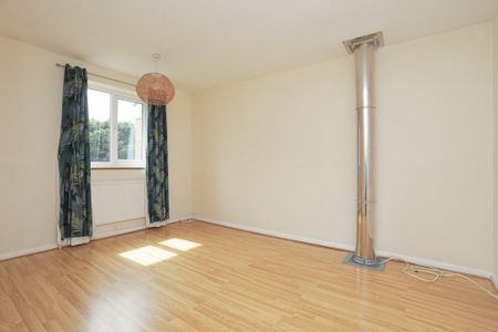 3 bedroom terraced house to rent - Photo 3