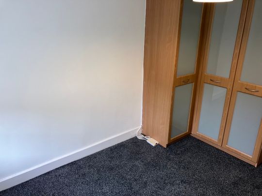 Boghead Road, Lenzie, G66 4EE - Photo 1