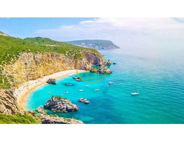 SESIMBRA near SERRA ARRÁBIDA CHARMING villa. Furnished. - Photo 1