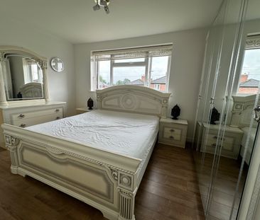 3 Bed Semi-Detached House, Egremont Avenue, M20 - Photo 3